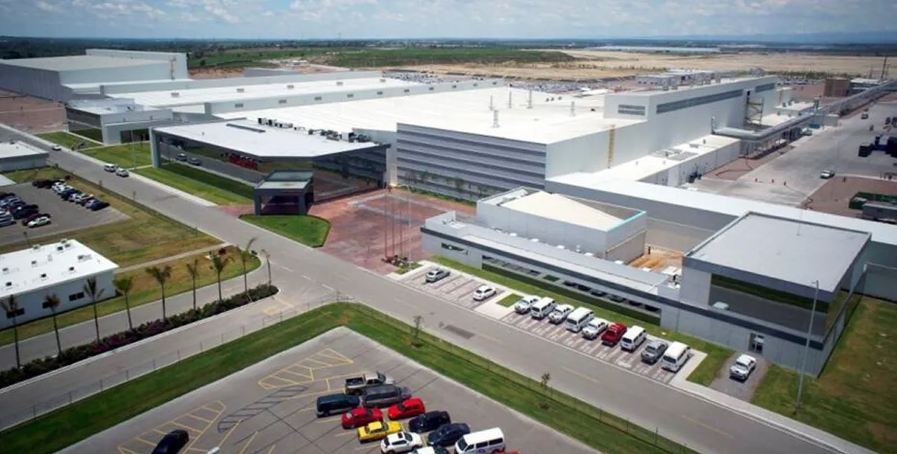 Img-Proyecto-Planta Nissan (4)